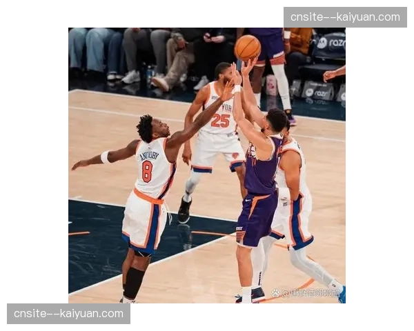 太阳45胜37负跌入附加赛区 海史密斯膝伤困扰导致防守端稳定性不足 太阳45胜37负跌入附加赛区 海史密斯膝伤困扰导致防守端稳定性不足